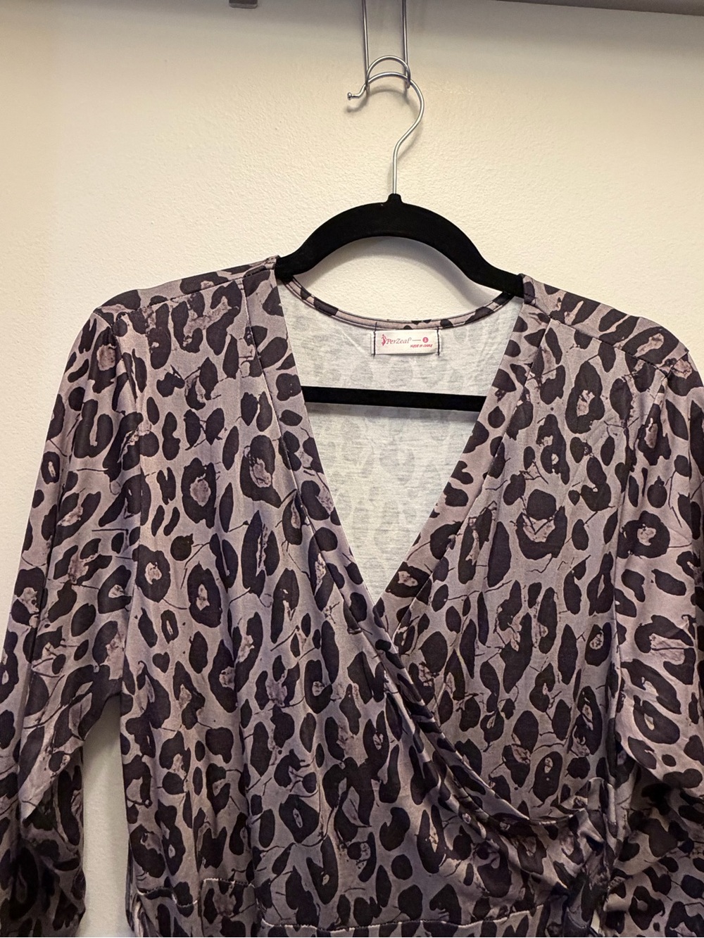 Women's Leopard Print Faux Wrap Maxi Dress 3/4 Sleeve Belted Pockets Size Large - Picture 4 of 10